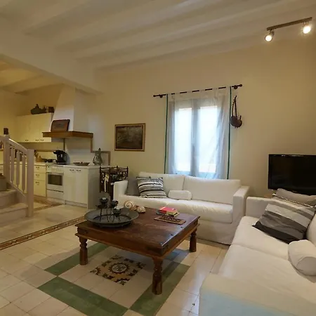 Anassa Boutique House Számi